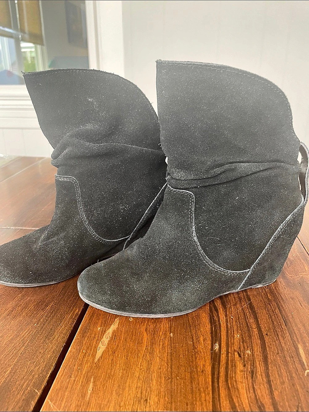 Paddie W21023 White Mountain Black Leather Wedge Boots US 6 NWT